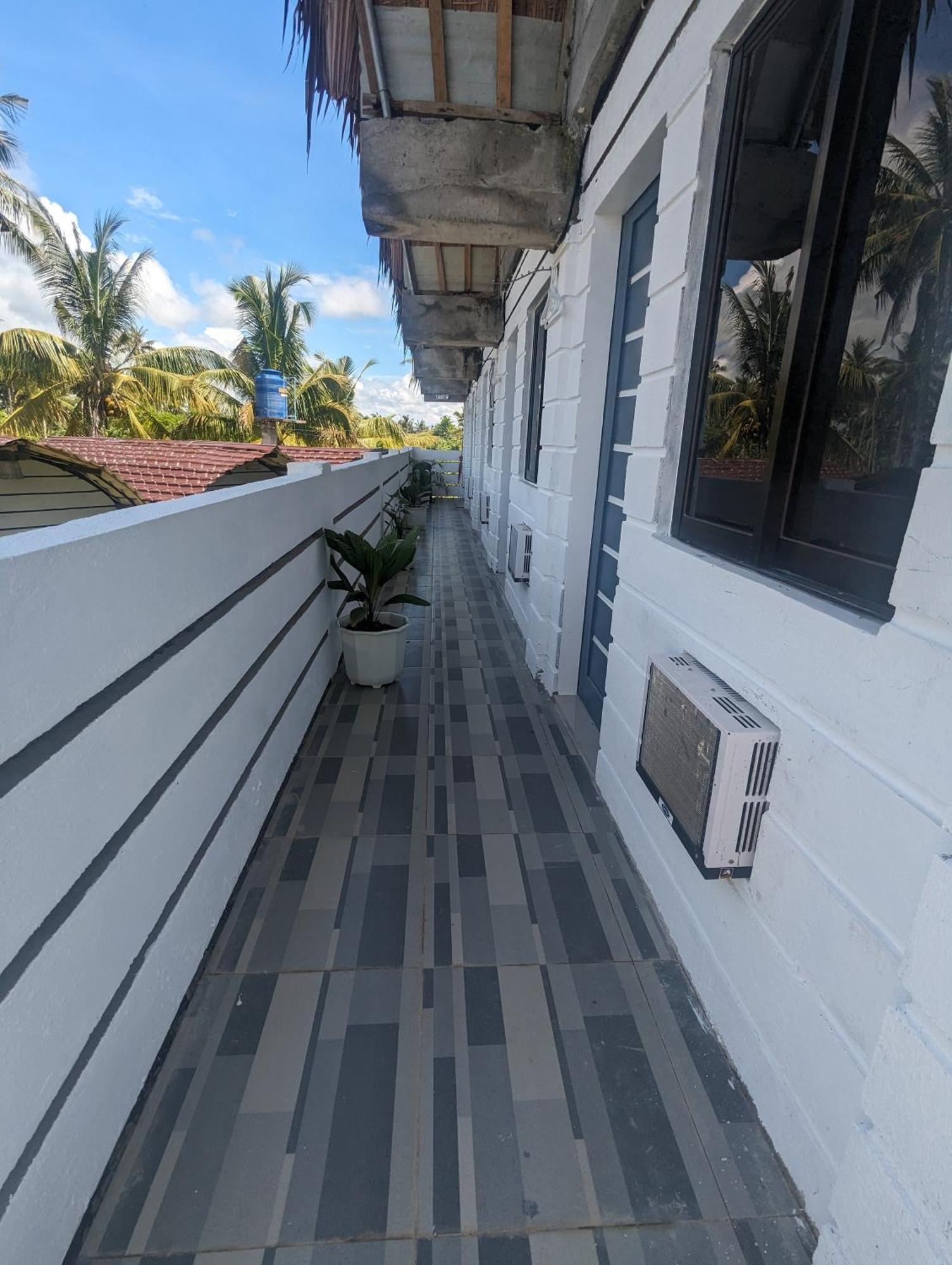 Point F Siargao Daire Catangnan Dış mekan fotoğraf