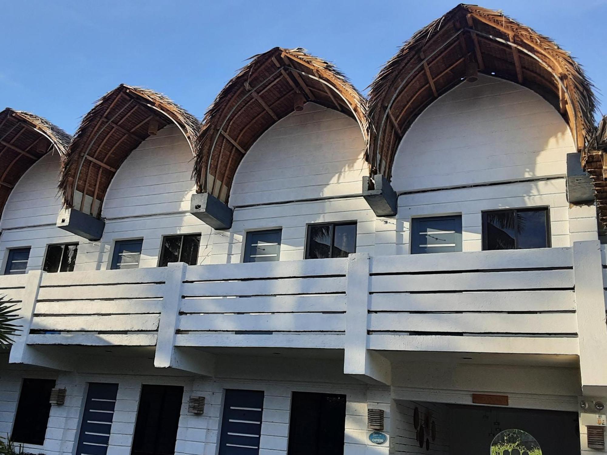 Point F Siargao Daire Catangnan Dış mekan fotoğraf